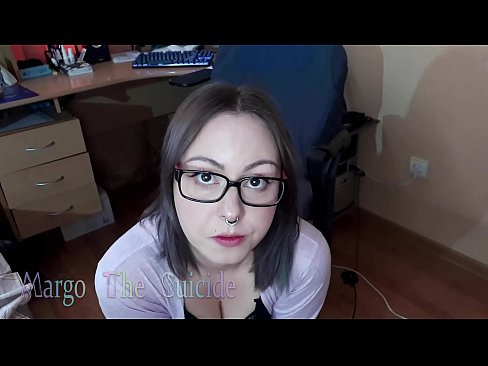 ❤️ Musikana aneSexy ane Magirazi Anoyamwa Dildo Zvakadzama paKamera pane zvinonyadzisira sn.onetubes.top ❌